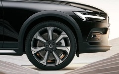 Mon Motors Volvo Cars Cardiff
